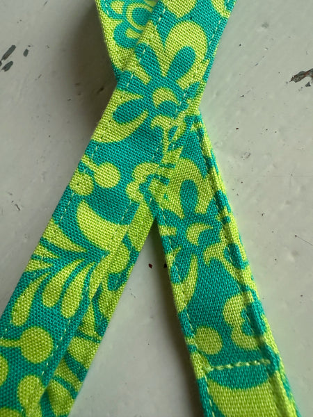 Nyckelband i grönt vintagetyg