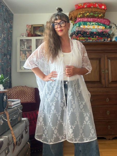 Sjok / kaftan i återbrukad spets