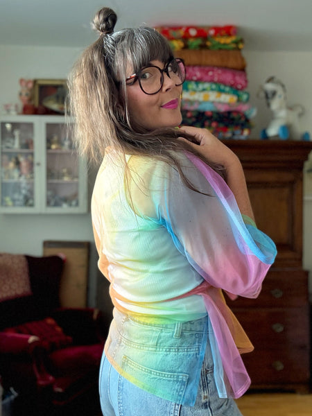 Omlottblus i mjuk tyll