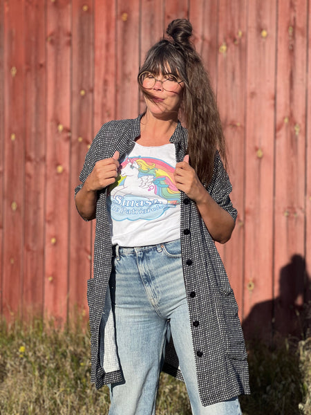 Städrock, svart med vita prickar